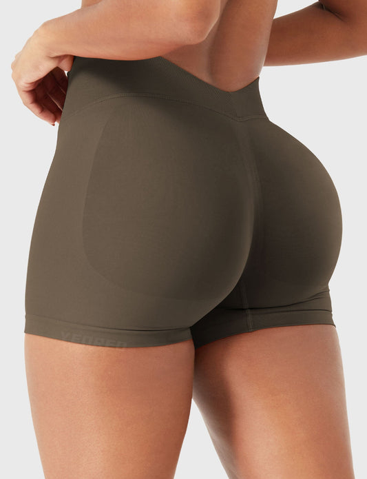 SoftHue 3.6" V-back Seamless Shorts
